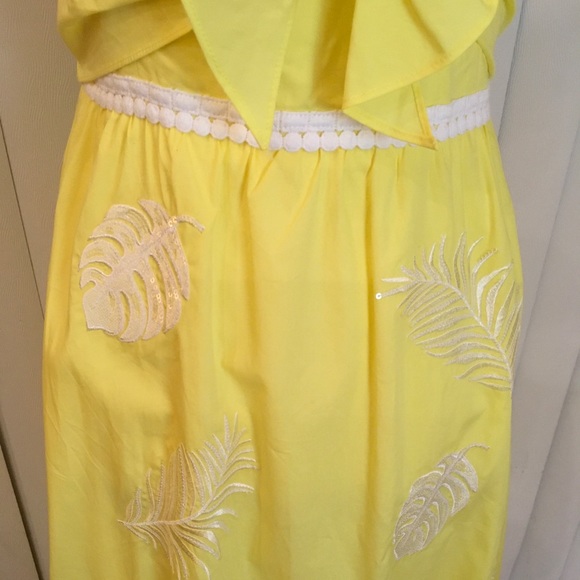 Lilly Pulitzer yellow long dress with floral design zipper in the back - Picture 4 of 11